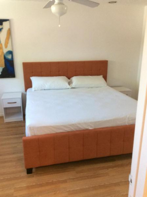 5 bedroom and 3 bathroom large home to share private room/bath